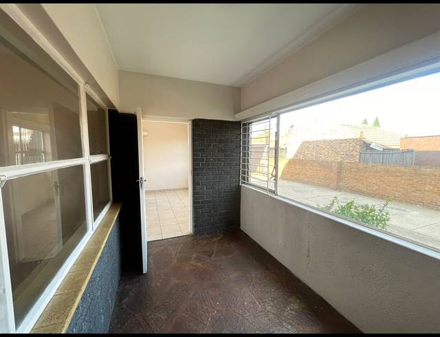 1.5 BEDROOM APARTMENT BLOCK FOR SALE IN CASSELDALE